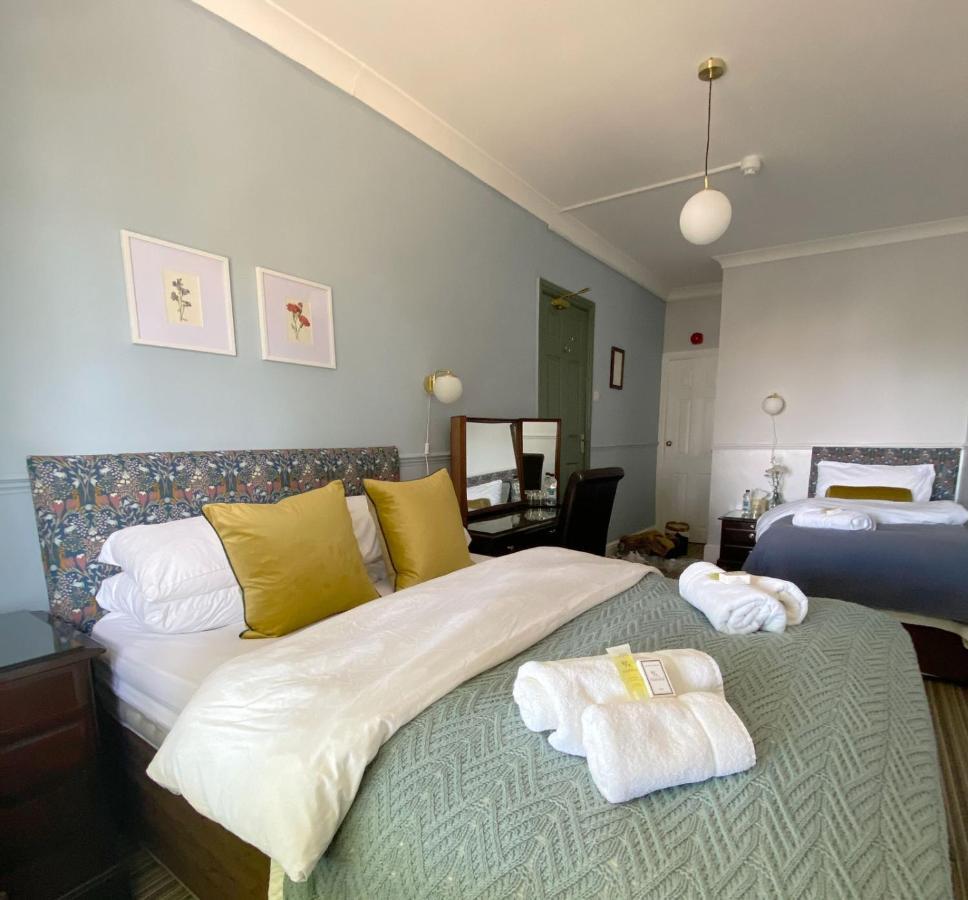 The Emsworth Hotel Exterior photo