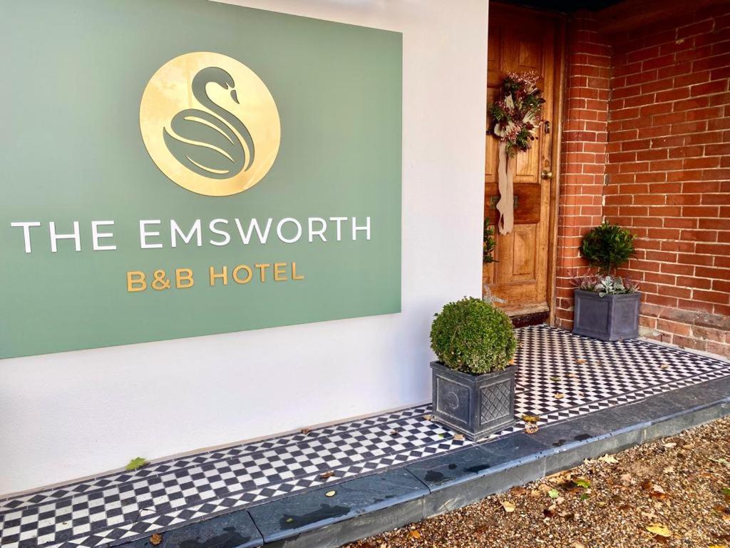 The Emsworth Hotel Exterior photo
